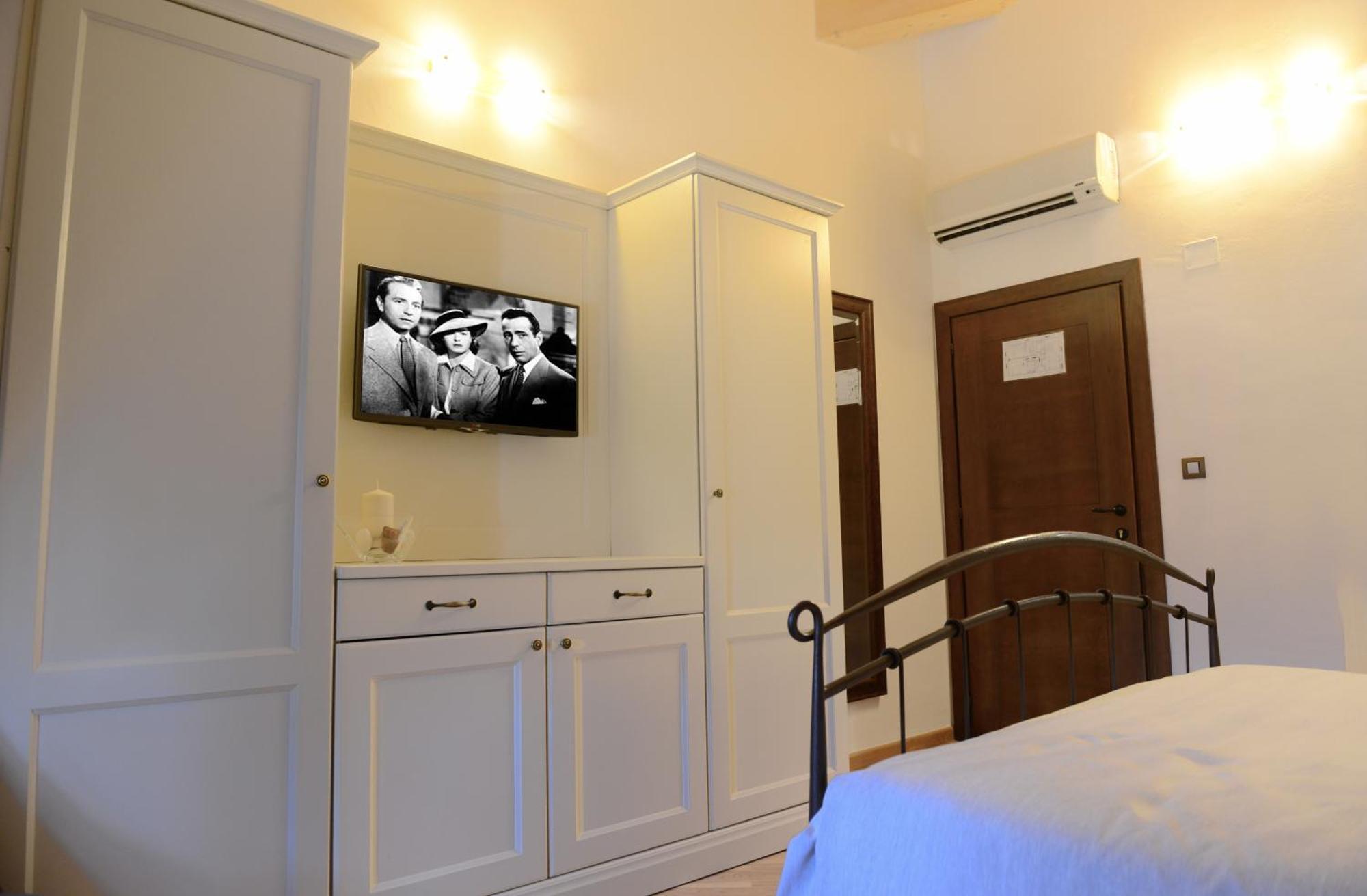 Bed & Breakfast Korta Gira Buici  Kamer foto